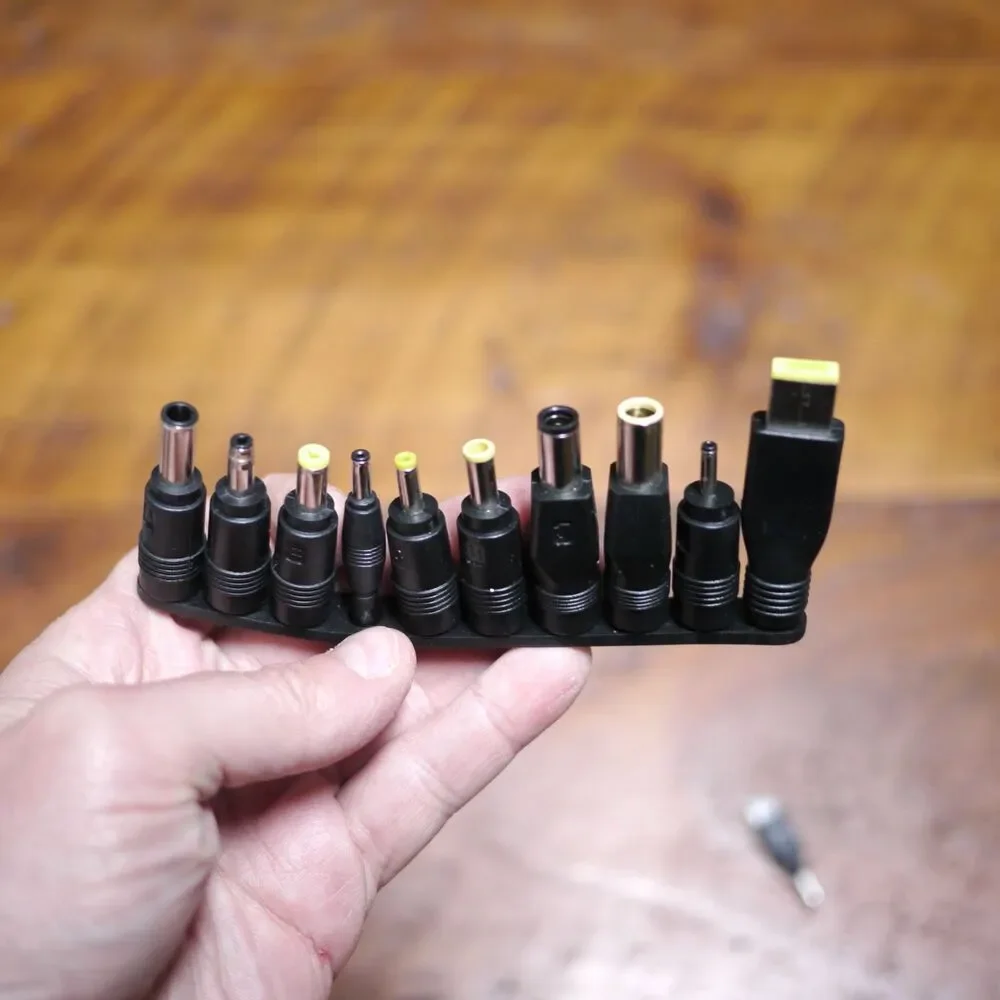 RavPower 13 USB Adaptors Converters + Wool Travel Carrier Pouch